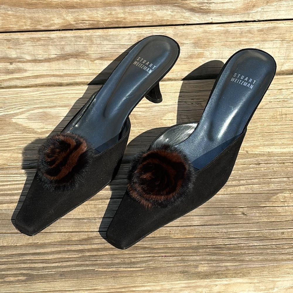 Stuart Weitzman Black Pointed Mules with Brown Fur Rosette